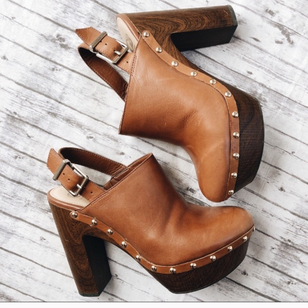 Gianni Bini Heel Clogs